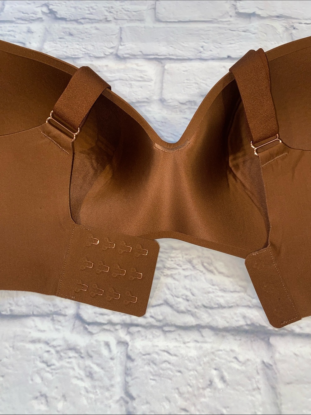 Le Mystere Smooth Molded T-Shirt Bra in Brown Size 34E - Picture 4 of 11